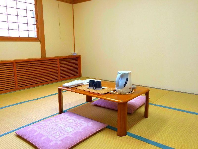 Nemuro Guest House Tokiwa Куширо Екстериор снимка